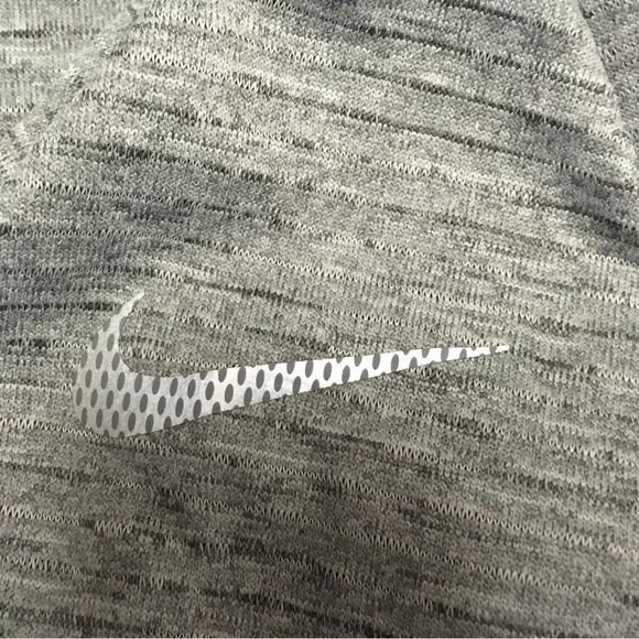 Nike Therma Sphere Icon Clash Women's Long Sleeve Running Top CJ8064-068 Size M - Picture 6 of 12